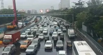 Pune District : चाकणच्या वाहतूक समस्येवर उपाय की आश्वासनांचा पाऊस?