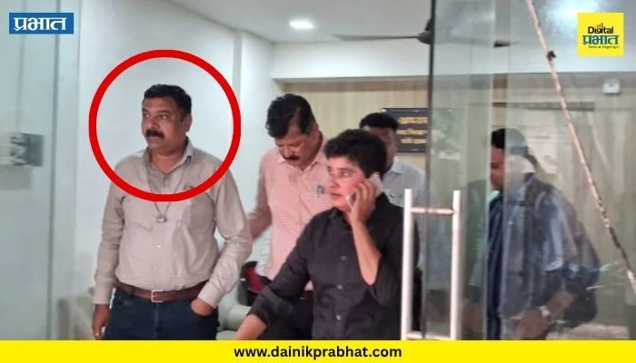 ZP Bribe Case : पत्नीच्या बदलीसाठी १,५०,००० रुपयांची लाच; ZP अध्यक्षांच्या PA ला अटक