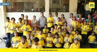 Pune : विद्यार्थ्यांनी मातीपासून घडविला बाप्पा; पर्यावरणपूरक गणेशोत्सवाचा दिला संदेश