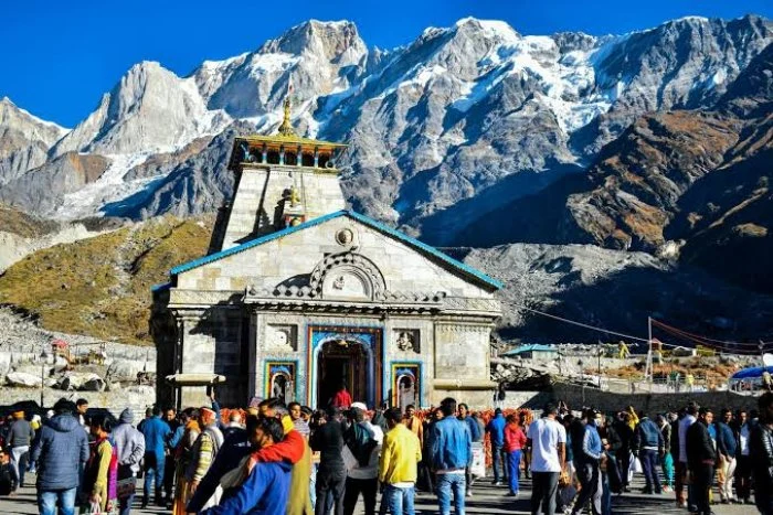 Chardham Yatra: चारधाम यात्रेच्या नावाखाली भाविकांना गंडा