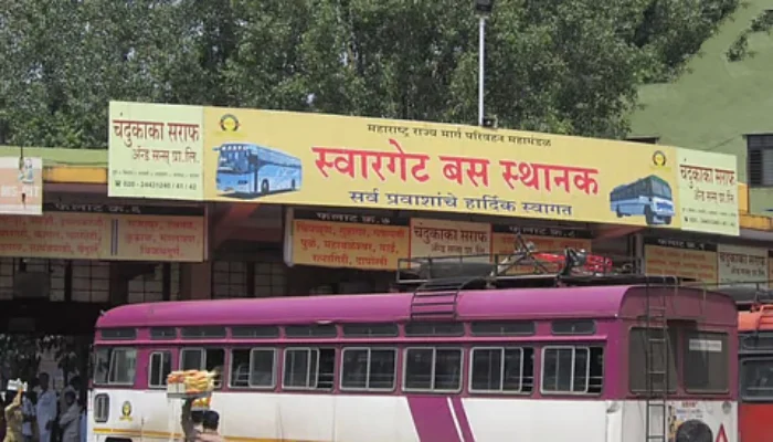 Bus Station: स्वारगेट व डेक्कन स्थानकांचे स्थलांतर