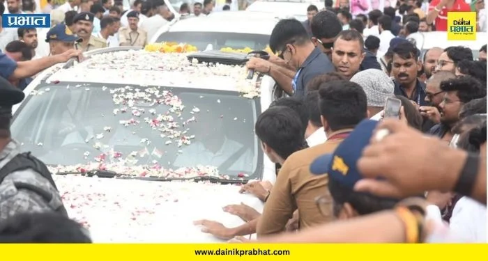 Rahul Gandhi Indore Visit : राहुल गांधी इंदूरमध्ये दाखल; स्वागतासाठी विमानतळाबाहेर गर्दी, काँग्रेस कार्यकर्ते आणि पोलिसांमध्ये धक्काबुक्की