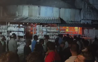 Wai MIDC Fire: वाई एमआयडीसीत अग्नितांडव! गौरी- गणपती मूर्ती कारखाना आगीच्या भक्ष्यस्थानी
