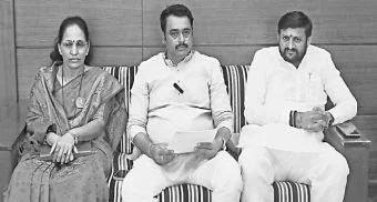 Pune District : मॉडेल स्कूल योजनेत गैरव्यवहाराचा आरोप!
