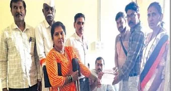 Manchar : दिव्यांगांची पेन्शन तीन महिन्यांपासून रखडली