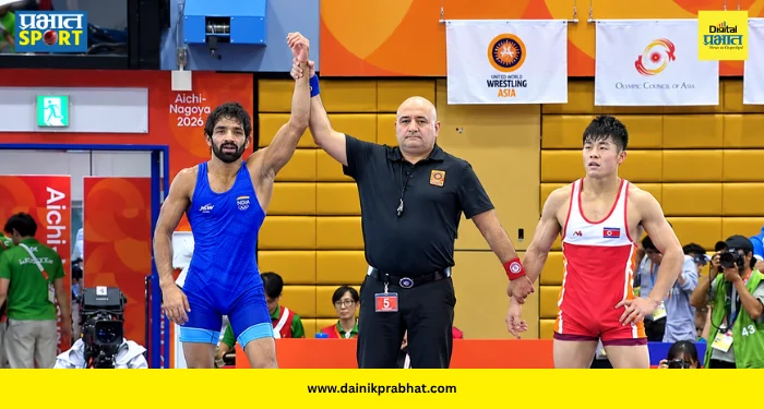 Aman Sehrawat Gold : ११ व्या वर्षी आई-वडिलांचे छत्र हरपले, आता नागोयात फडकवला तिरंगा! वर्ल्ड चॅम्पियनला लोळवून अमनने जिंकले सुवर्ण