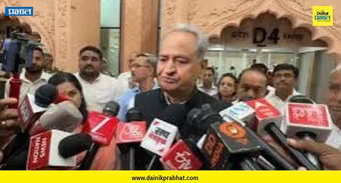 Ashok Gehlot: रितू बराला प्रकरण तापलं! मध्यरात्री अशोक गेहलोत आंदोलनात दाखल, नेमकं काय झालं रात्री ?