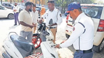 HSRP Number Plate : एचएसआरपी नसलेल्या २४६८ वाहनांवर कारवाईचा बडगा