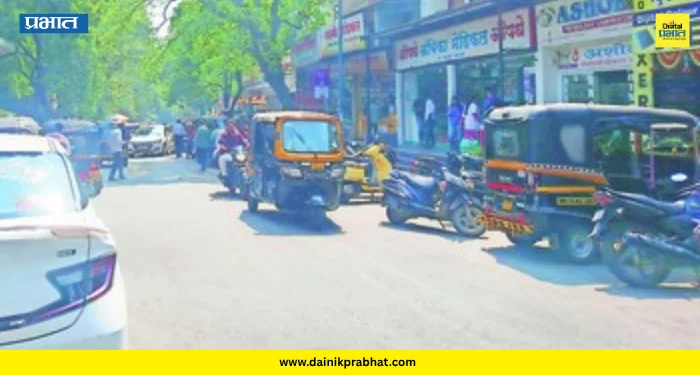 Illegal Parking: बेशिस्त पार्किंगमुळे रुग्णवाहिकांना अडथळा; वायसीएम परिसरातील वाहतूक व्यवस्था कोलमडली