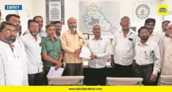 Farmer Protest Pune: 'जमिनी आमच्या नावावर करा!' जिल्हाधिकारी कार्यालयावर ८ तालुक्यांतील शेतकाऱ्यांचा धडक मोर्चा