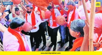 MNS Protest Pune: पुणेकरांच्या पाणीकपातीविरोधात मनसे आक्रमक; महापालिकेसमोर मटके फोडून प्रशासनाचा निषेध