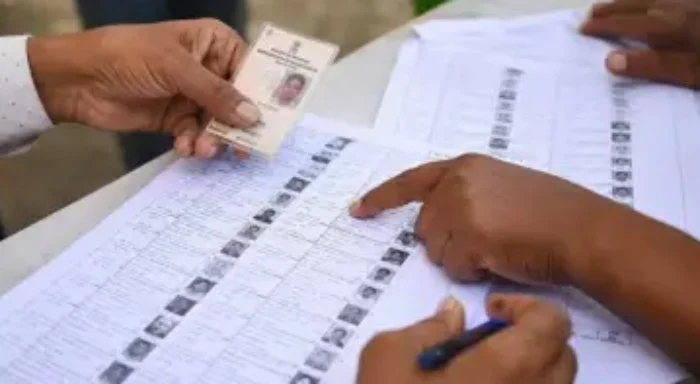 Voter list : मतदार यादीत नाव नोंदविण्यासाठी आज अंतिम मुदत