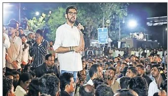 MPSC Movement : राजकीय नेत्यांची फळी मैदानात