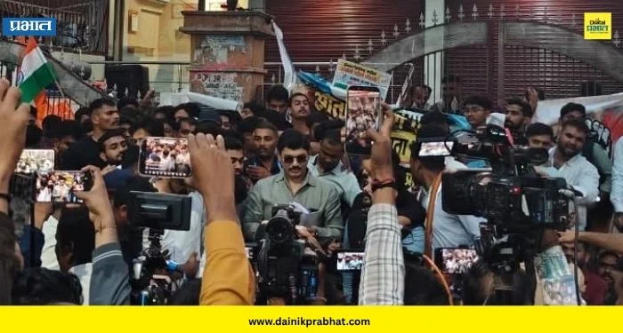 MPSC Protest : एमपीएससी विद्यार्थ्यांच्या आंदोलनाला धनंजय मुंडेंचा पाठिंबा; मुख्यमंत्र्यांसोबत बैठक लावण्याचे आश्वासन
