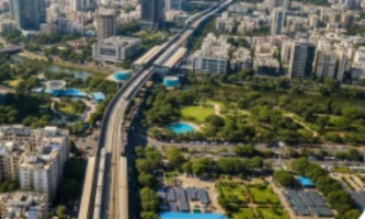 Smart City : स्मार्ट सिटीचे प्रशस्त रस्ते, तरी पादचाऱ्यांची कोंडी; वाकडमध्ये पदपथावरच थाटले व्यापार