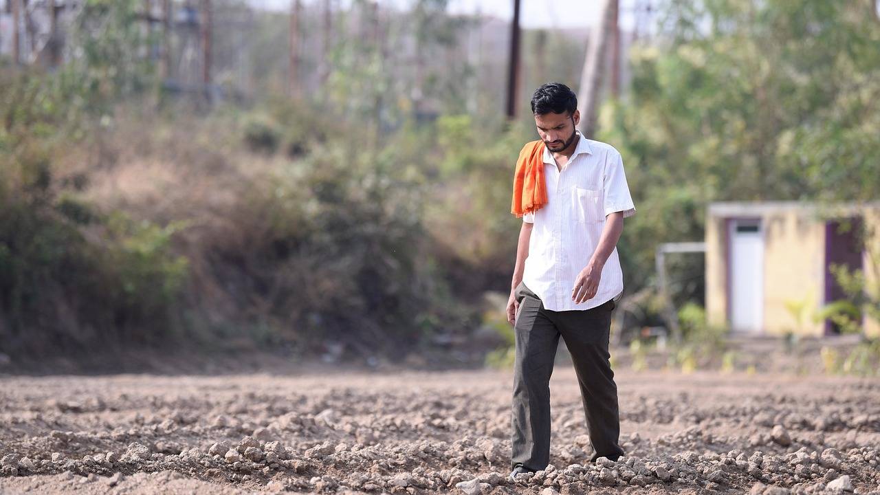 बारिश और ओलावृष्टि से आंध्र प्रदेश के 40 गांवों में कई हेक्‍टेयर फसल तबाह!