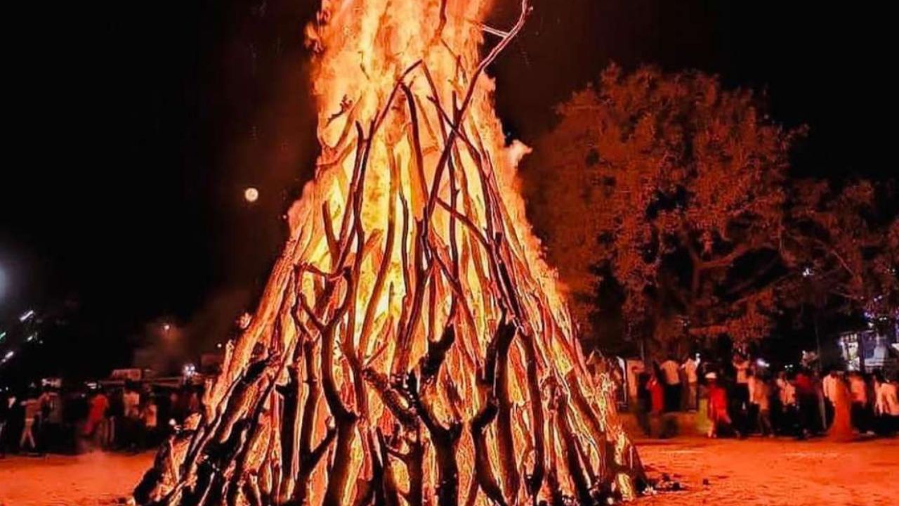 होली पर निगेटिव एनर्जी को दूर भगाएं, जान लें मुहुर्त और पूजा विधि