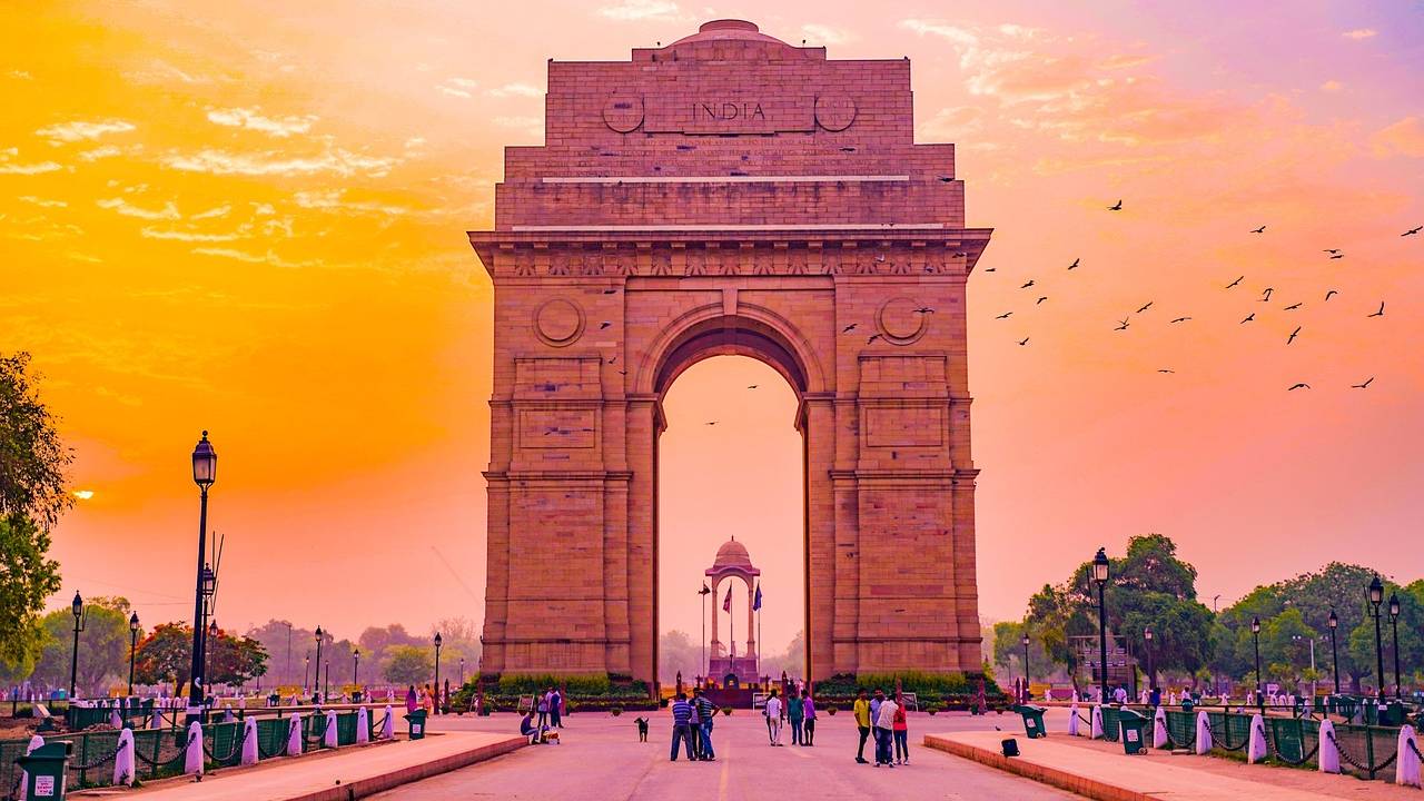 देश के कई हिस्सों में बारिश का अलर्ट, दिल्ली और बिहार में कैसा रहेगा मौसम?