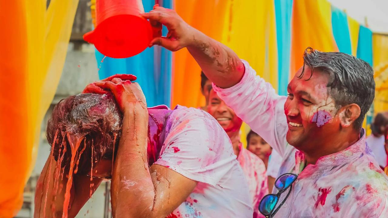 ऑर्गेनिक के नाम पर बिक रहे केमिकल रंग, ऐसे करें असली-नकली की पहचान