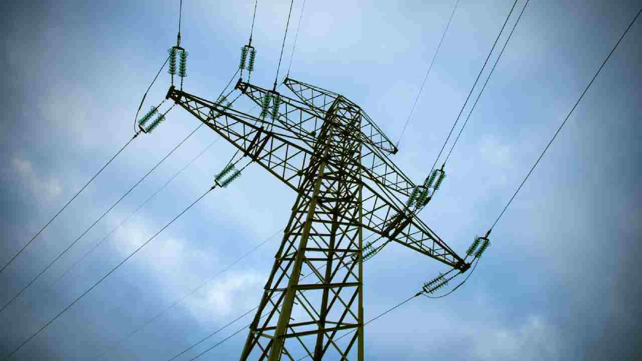 हरियाणा में महंगी हुई बिजली-उपभोक्ताओं को लगा झटका, किसानों को मिली राहत