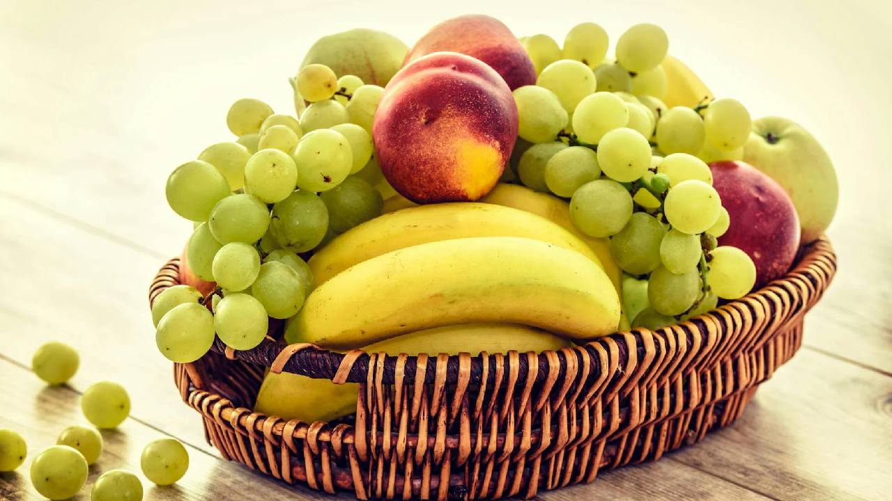 अब आपके फल होंगे और भी मीठे-स्वादिष्ट, जानिए असरदार तरीके