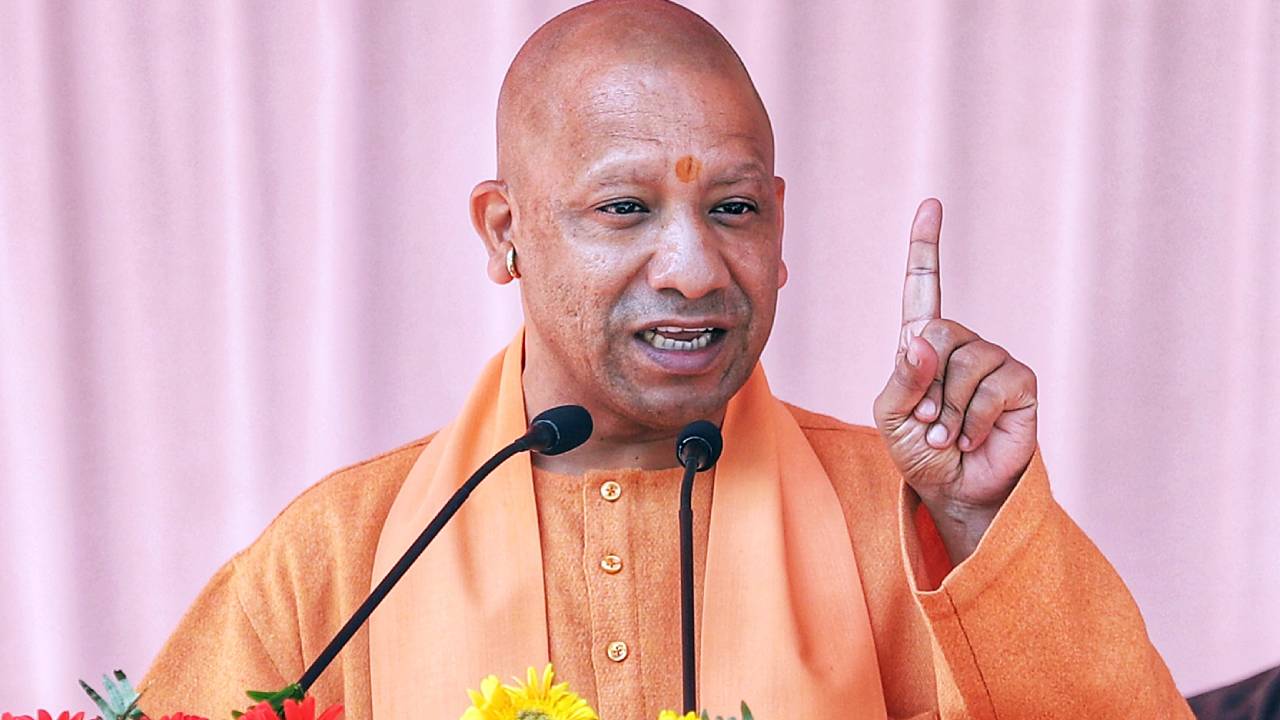 यूपी की खेती में है तीन गुना उत्पादन की ताकत, सीएम योगी ने वैज्ञानिकों को दिए नए लक्ष्य
