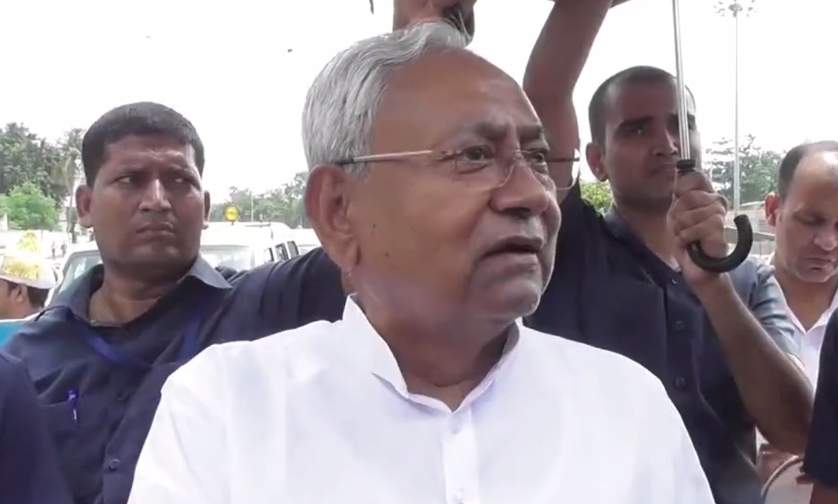 चुनाव से पहले सीएम नीतीश का पिटारा खुला, रसोइयों, चौकीदारों-हेल्थ ट्रेनर्स को दोगुना पैसा मिलेगा