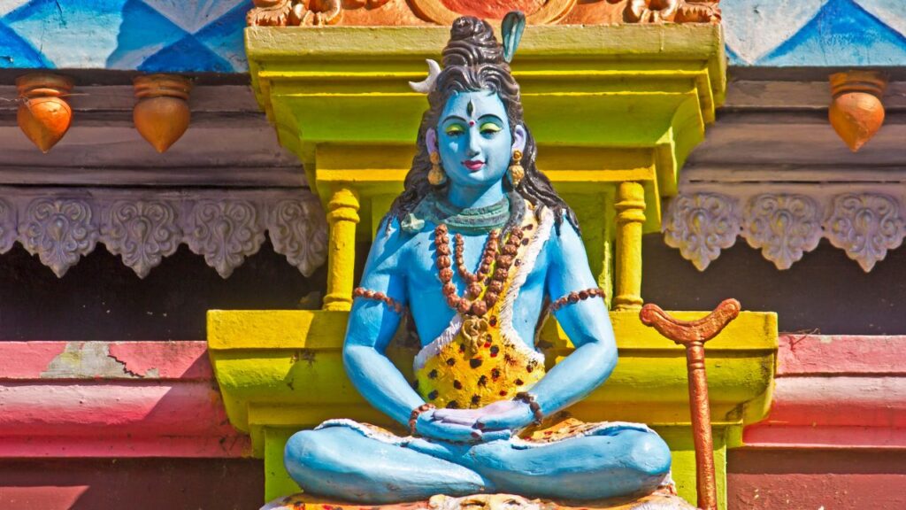 4 अगस्त 2025 को आने वाले अंतिम सोमवार पर कई शुभ योग बन रहे हैं जैसे सर्वार्थ सिद्धि योग, ब्रह्म योग, और इंद्र योग. इसके साथ चंद्रमा अनुराधा नक्षत्र से वृश्चिक राशि में रहेगा. ये सारे योग इस दिन की पूजा और व्रत को बेहद फलदायी बना देते हैं. 4 अगस्त 2025 को आने वाले अंतिम सोमवार पर कई शुभ योग बन रहे हैं जैसे सर्वार्थ सिद्धि योग, ब्रह्म योग, और इंद्र योग. इसके साथ चंद्रमा अनुराधा नक्षत्र से वृश्चिक राशि में रहेगा. ये सारे योग इस दिन की पूजा और व्रत को बेहद फलदायी बना देते हैं.
