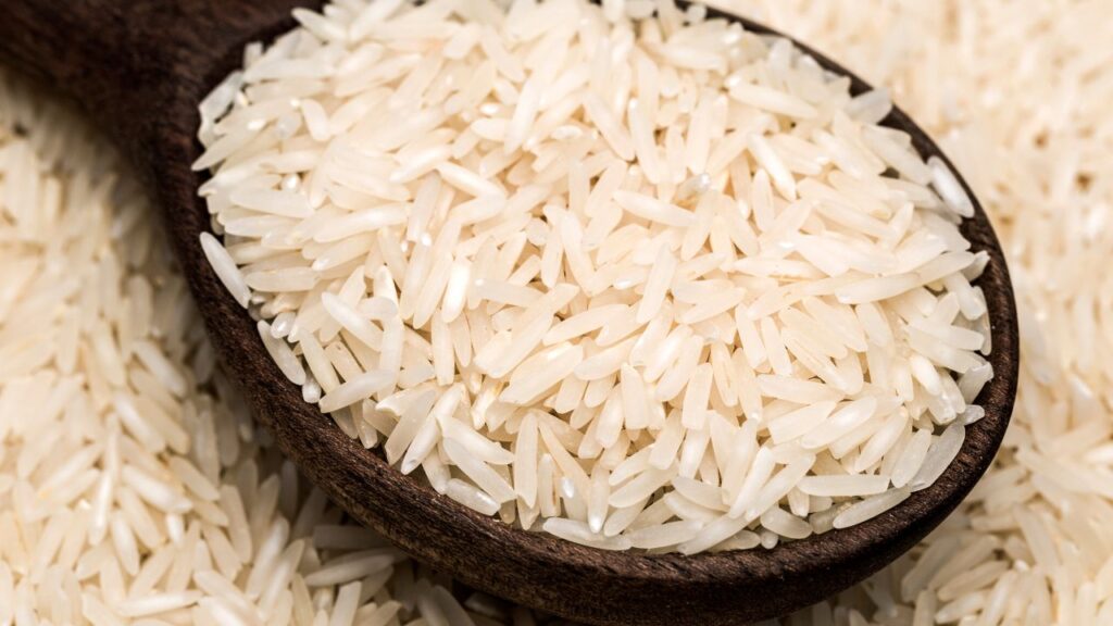 पत्र में आगे कहा गया कि मिलिंग में देरी से बचने के लिए पंजाब को कम से कम 25 लाख मीट्रिक टन गैर-फोर्टिफाइड चावल का कोटा दिया जाना चाहिए. (फोटो क्रेडिट- Canva) पत्र में आगे कहा गया कि मिलिंग में देरी से बचने के लिए पंजाब को कम से कम 25 लाख मीट्रिक टन गैर-फोर्टिफाइड चावल का कोटा दिया जाना चाहिए. (फोटो क्रेडिट- Canva)