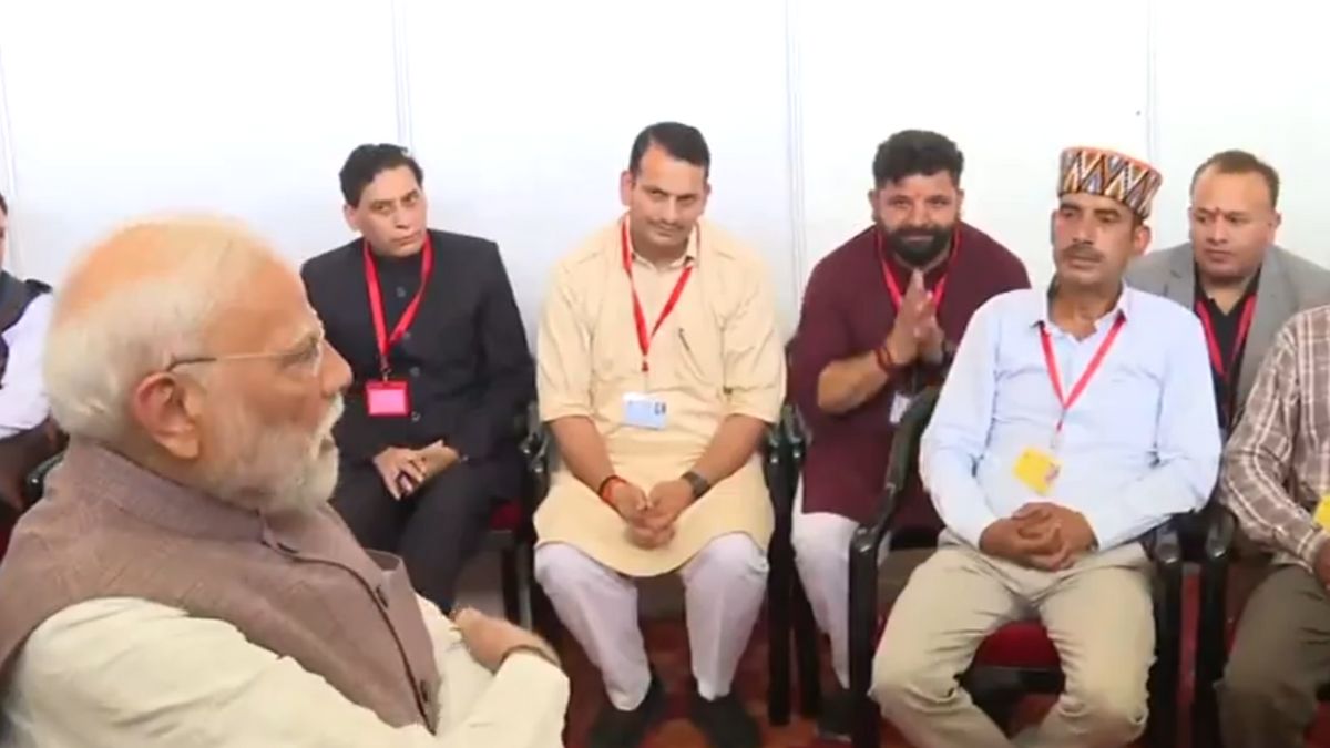 हवाई सर्वेक्षण के बाद PM मोदी ने हिमाचल को दिया 1,500 करोड़ का राहत पैकेज, मृतक के परिवारों को मिलेंगे 2 लाख