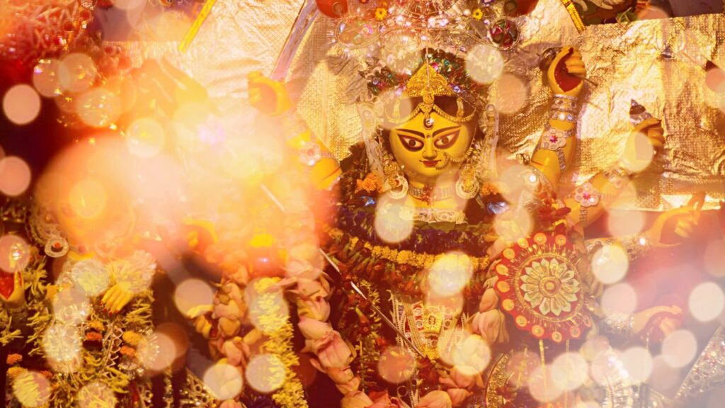 लंबे समय बाद नवरात्रि 10 दिनों की हो रही है, जिसे अत्यंत शुभ और दुर्लभ संयोग माना जा रहा है. इस अवधि में मां दुर्गा की पूजा-अर्चना से साधक को आध्यात्मिक बल, भौतिक सुख और समृद्धि का आशीर्वाद प्राप्त होता है. (Disclaimer: इस खबर में दी गई जानकारी केवल सामान्य ज्ञान पर आधारित है. इन्हें अपनाने से पहले विशेषज्ञ की सलाह जरूर लें.) लंबे समय बाद नवरात्रि 10 दिनों की हो रही है, जिसे अत्यंत शुभ और दुर्लभ संयोग माना जा रहा है. इस अवधि में मां दुर्गा की पूजा-अर्चना से साधक को आध्यात्मिक बल, भौतिक सुख और समृद्धि का आशीर्वाद प्राप्त होता है. (Disclaimer: इस खबर में दी गई जानकारी केवल सामान्य ज्ञान पर आधारित है. इन्हें अपनाने से पहले विशेषज्ञ की सलाह जरूर लें.)