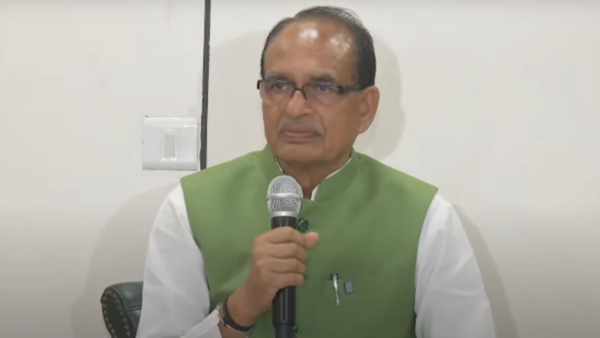 GST सुधार से ट्रैक्टर खरीदने पर अब 65 हजार का फायदा, इन कृषि उपकरणों पर भी हजारों की बचत