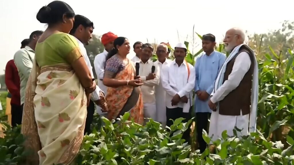 50,000 किसानों को नेशनल मिशन फॉर नैचुरल फार्मिंग में प्रमाणित किया गया, 38,000 MAITRI तकनीशियनों को ट्रेनिंग दी गई और 10,000 से ज्यादा ई-PACS चालू किए गए, साथ ही डेयरी और मछली पालन समितियों को मजबूत बनाया गया. 50,000 किसानों को नेशनल मिशन फॉर नैचुरल फार्मिंग में प्रमाणित किया गया, 38,000 MAITRI तकनीशियनों को ट्रेनिंग दी गई और 10,000 से ज्यादा ई-PACS चालू किए गए, साथ ही डेयरी और मछली पालन समितियों को मजबूत बनाया गया.