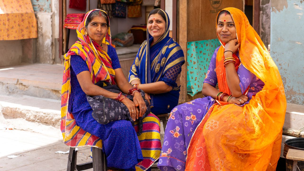 सहकार की शक्ति से समृद्ध हो रहे किसान, कृषि क्षेत्र के विस्तार के साथ महिलाओं की भी बढ़ रही भागीदारी