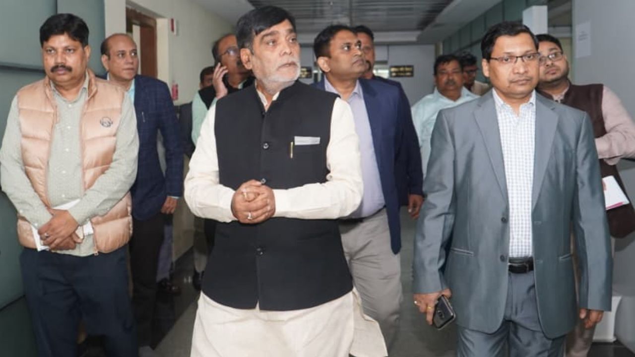 किसानों को अच्छे बीजों और उन्नत खेती की जानकारी देंगे, कृषि मंत्री ने रेडियो के जरिए किसानों से बात की