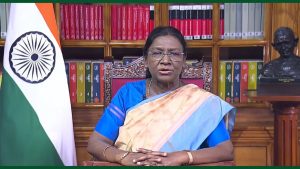 राष्ट्रपति का संबोधन : किसान अर्थव्यवस्था की रीढ़ हैं, इनकी मेहनत से उगाई फसलों से हम दुनिया का पेट भर रहे राष्ट्रपति का संबोधन : किसान अर्थव्यवस्था की रीढ़ हैं, इनकी मेहनत से उगाई फसलों से हम दुनिया का पेट भर रहे