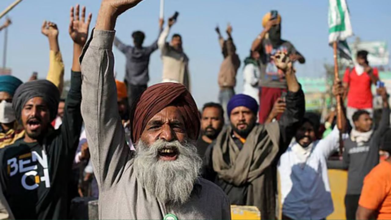 US डील के खिलाफ किसानों का हल्लाबोल, SKM ने मक्का-गेहूं और कपास को लेकर महापंचायत का आह्वान किया 