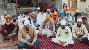 19 हजार किसानों का 170 करोड़ रुपये दबाए बैठी सरकार, तीन महीनों से विभागों के चक्कर काट रहे किसान 19 हजार किसानों का 170 करोड़ रुपये दबाए बैठी सरकार, तीन महीनों से विभागों के चक्कर काट रहे किसान