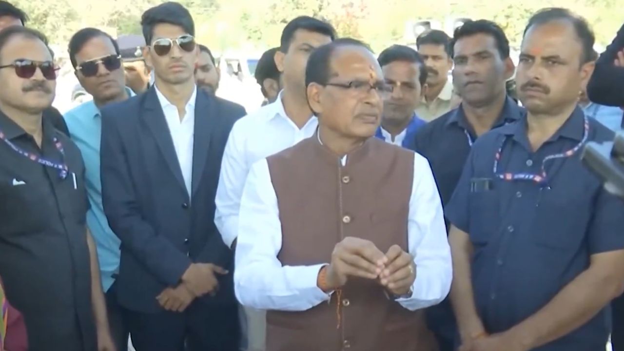 कृषि मंत्री शिवराज सिंह चौहान ने शुरू की मुफ्त मामा कोचिंग, 8 मोबाइल अस्पताल शुरू किए