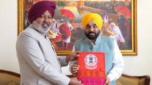 पंजाब ने किसानों के लिए खोला पिटारा, पराली-बिजली सब्सिडी का ऐलान.. मक्का की खेती पर 17,500 रुपये मिलेंगे पंजाब ने किसानों के लिए खोला पिटारा, पराली-बिजली सब्सिडी का ऐलान.. मक्का की खेती पर 17,500 रुपये मिलेंगे