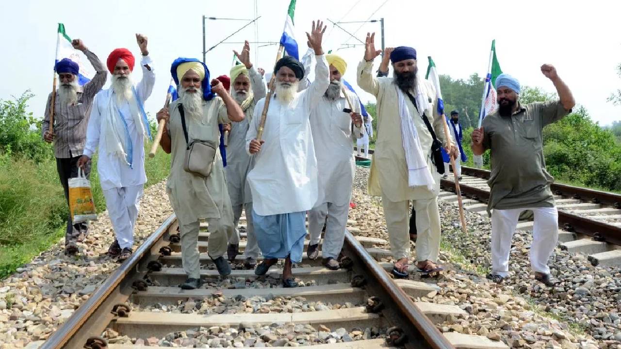पंजाब में आज बड़ा किसान आंदोलन, 18 जगहों पर थमेगी ट्रेनों की रफ्तार…इस वजह से भड़के किसान