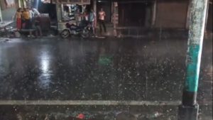 दिल्ली से जम्मू तक पूरे उत्तर भारत में भूकंप के झटके, यूपी-राजस्थान में आंधी-बारिश और ओले गिरे.. फसल चौपट दिल्ली से जम्मू तक पूरे उत्तर भारत में भूकंप के झटके, यूपी-राजस्थान में आंधी-बारिश और ओले गिरे.. फसल चौपट