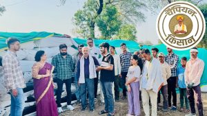 12वीं के छात्र ने बनाया ऐसा चारा कि मिनटों में चट कर जाते हैं पशु, हर महीने 1.5 लाख की कमाई 12वीं के छात्र ने बनाया ऐसा चारा कि मिनटों में चट कर जाते हैं पशु, हर महीने 1.5 लाख की कमाई