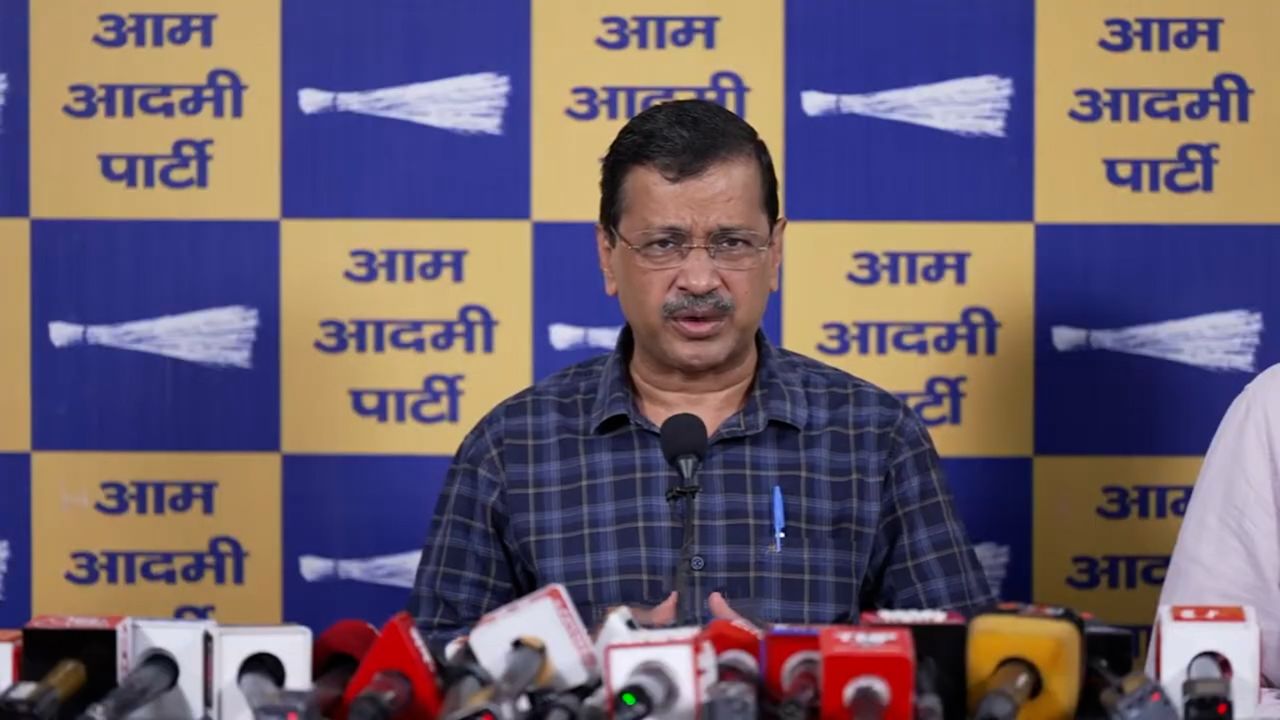 E20 Petrol: केजरीवाल ने PM मोदी को भेजी चिट्ठी, लोगों को फ्यूल विकल्प की मांग पर विवाद बढ़ा