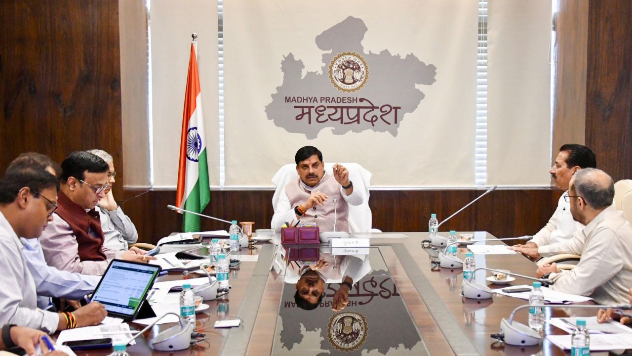 किसान क्रेडिट पोर्टल शुरू करेगी सरकार, शहरों में कपास और फल-सब्जी से लेकर मुर्गी महोत्सव होंगे