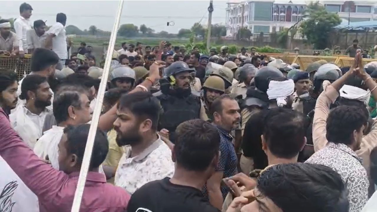 Farmers Protest: सरकार से चर्चा के बाद भी आंदोलन जारी, ई-टोकेन व्यवस्था बंद कराने पर अड़े किसान