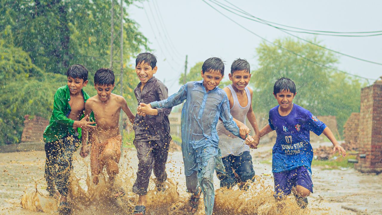 Rain Alert: मॉनसून फिर हुआ आक्रामक, भारी बारिश की चेतावनी.. कई राज्यों में अलर्ट जारी