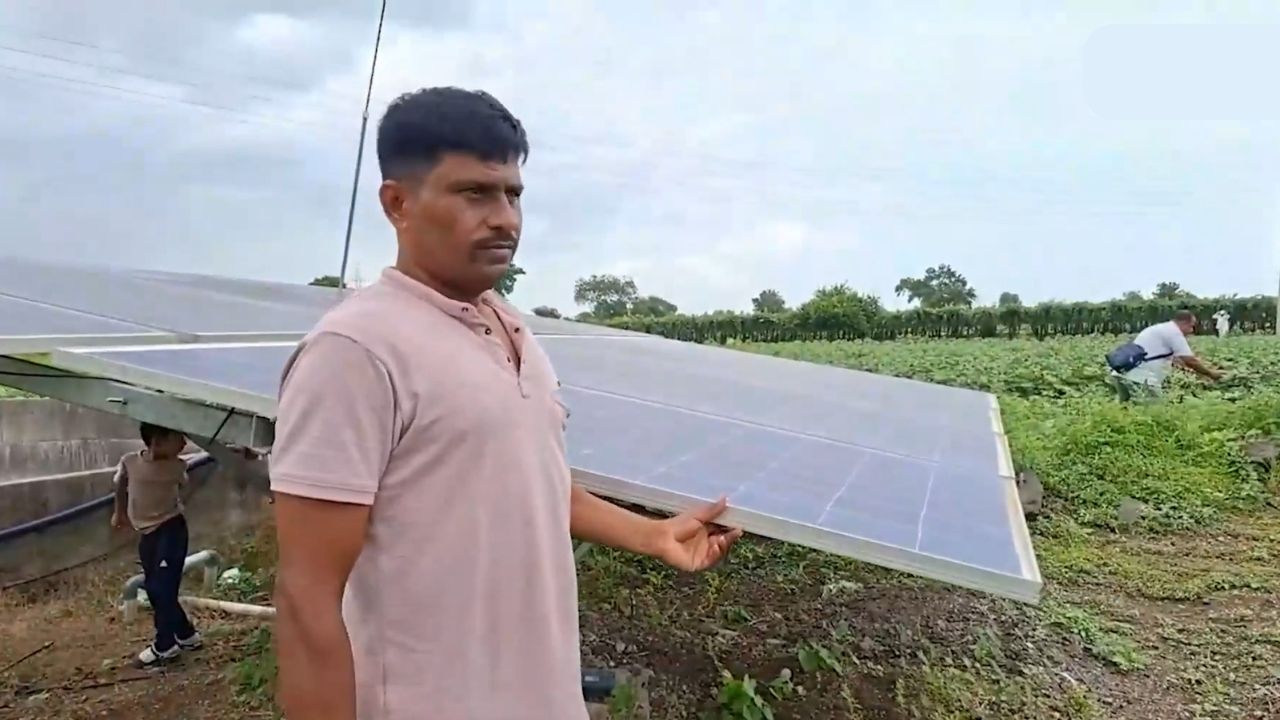 Bharat Shinde Farmer From Jalna Maharashtra Said Pm Kusum Scheme Solar Pumps Boosted Crop Production By 20 Percent