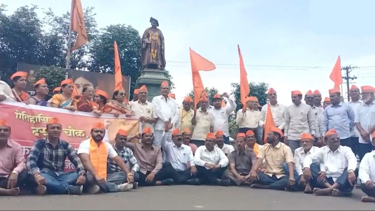 Manoj Jarange Begins Indefinite Hunger Strike Over Maratha Reservation Announced Protest From 12th Sep