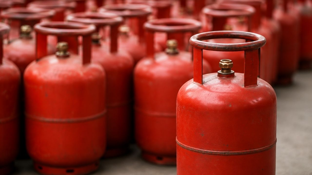 Commercial Lpg Price Hike By Rupees 9 Point 50 From September 1 Check New Rates Here